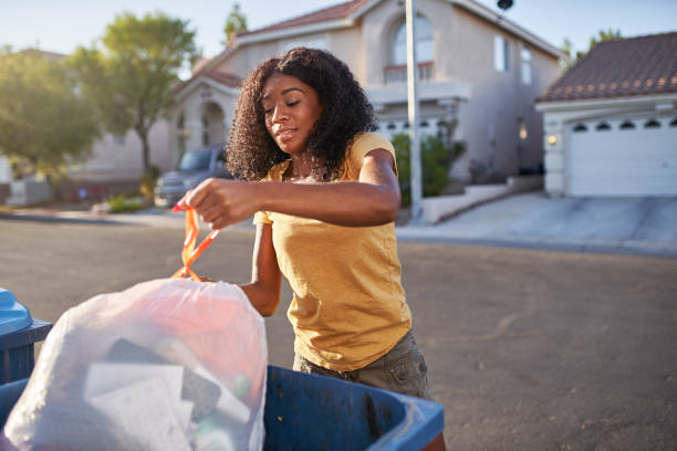 Best Construction Debris Removal  in Shelby, MS